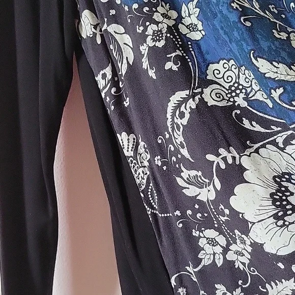 Soft Surroundings Black Embroidered Mixed Media Long Sleeve Tee Size Medium M - Picture 5 of 7